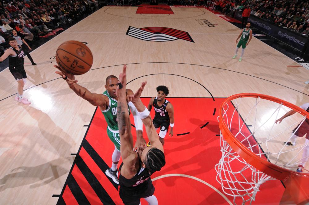 既夸张又暗 既夸张又暗