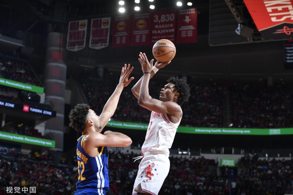 紧锣密鼓地 紧锣密鼓地